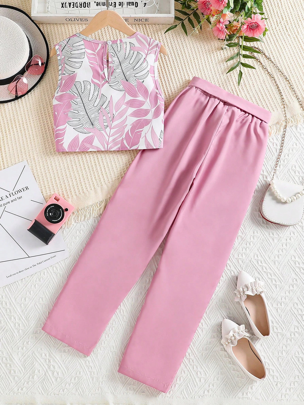 Girls Co-ord Set Trendy Pink Leaf Print Crop Top with Pant Set